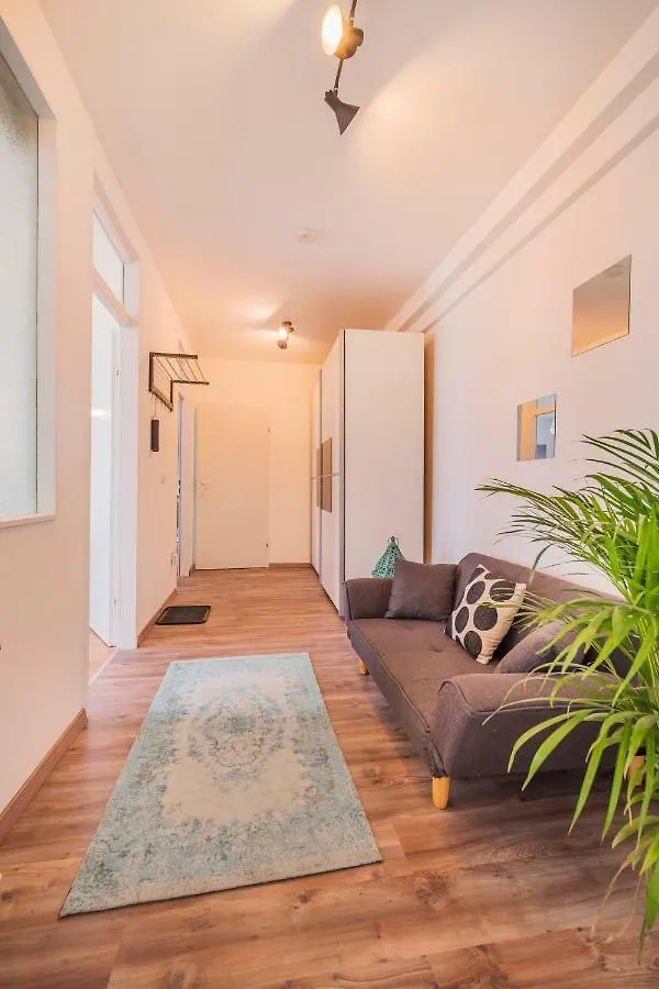 10 Min. Downtown - Metro 100M - Parking Apartment Vienna